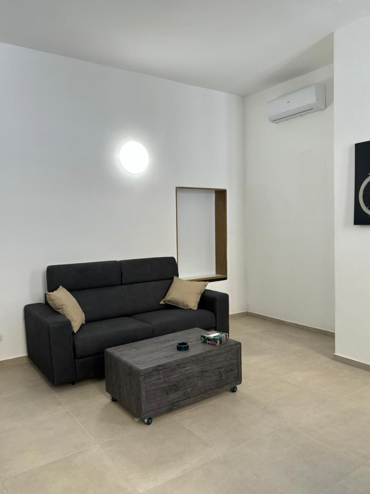 Fiore Apartments Fiorenzuola dʼArda المظهر الخارجي الصورة
