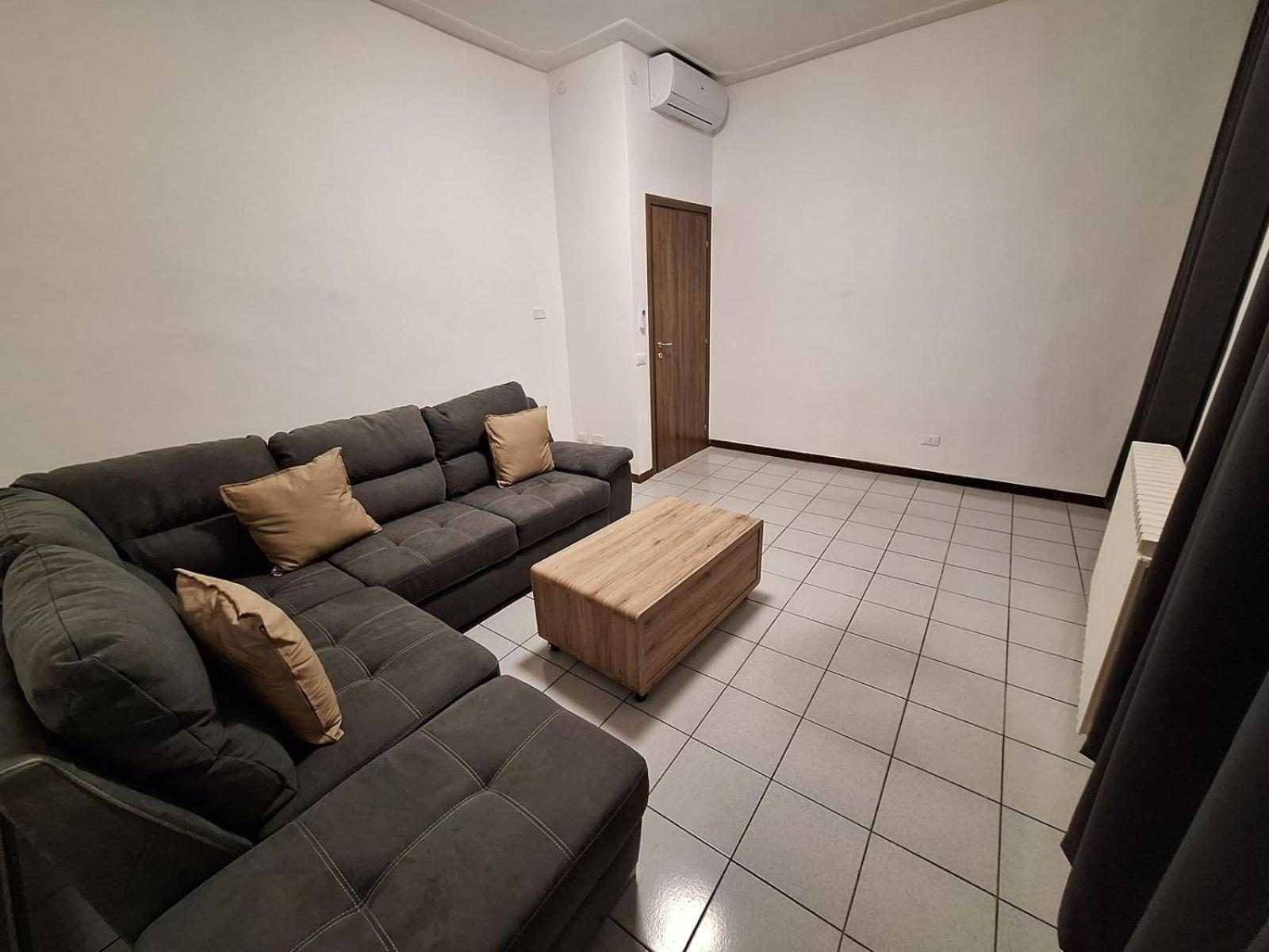 Fiore Apartments Fiorenzuola dʼArda المظهر الخارجي الصورة